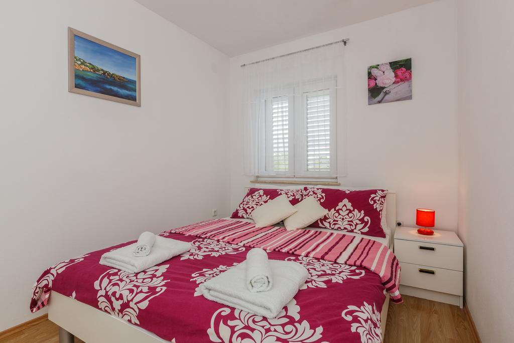 Apartment Anna Kaštela Buitenkant foto