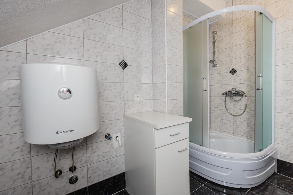 Apartment Anna Kaštela Buitenkant foto